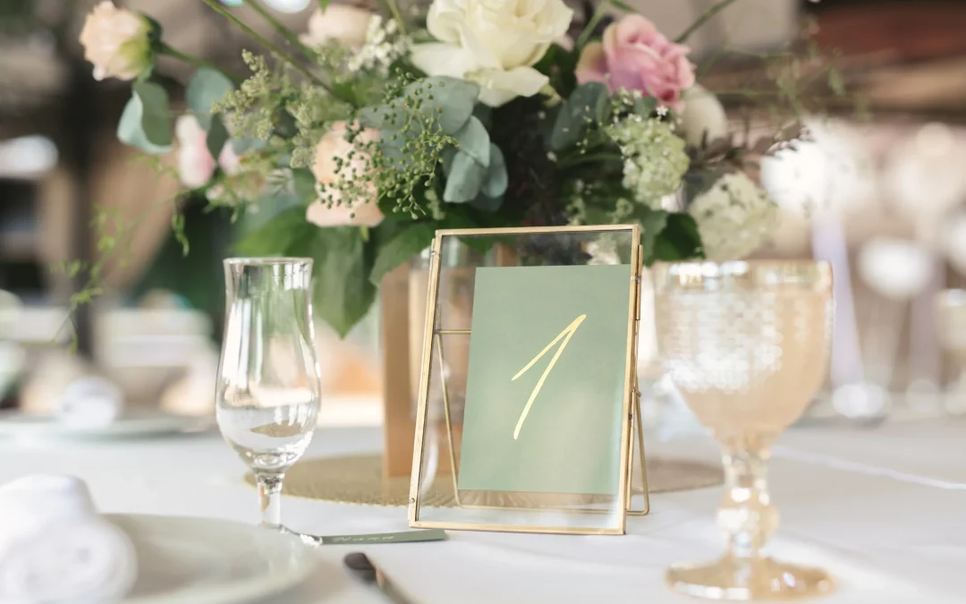 elegir el tocado perfecto para invitada de boda